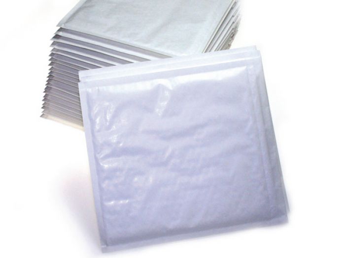 Q-Connect B4 Padded Gusset Envelopes Peel & Seal - White - (Pack 100)